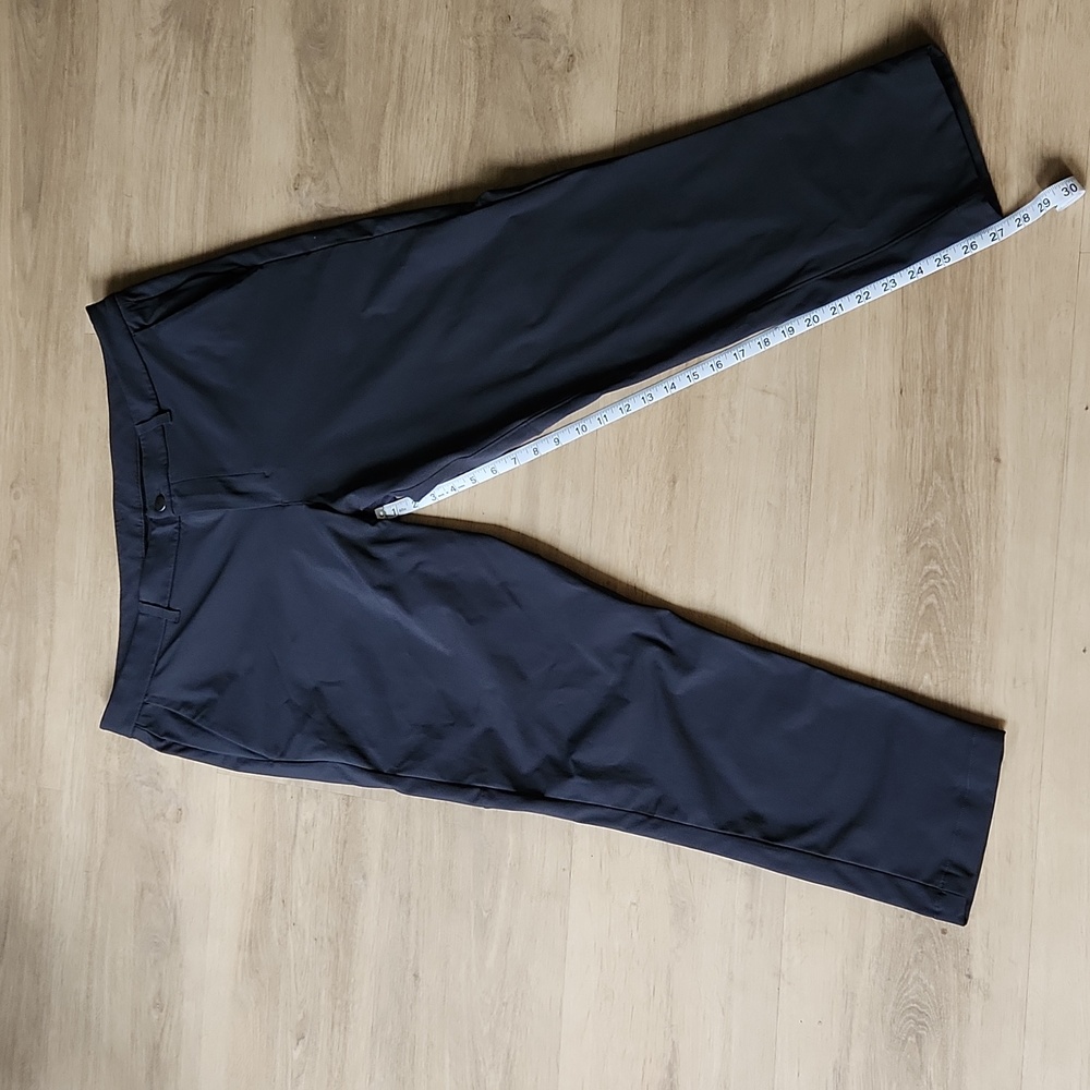 Lululemon Commission Fit pants Size 38